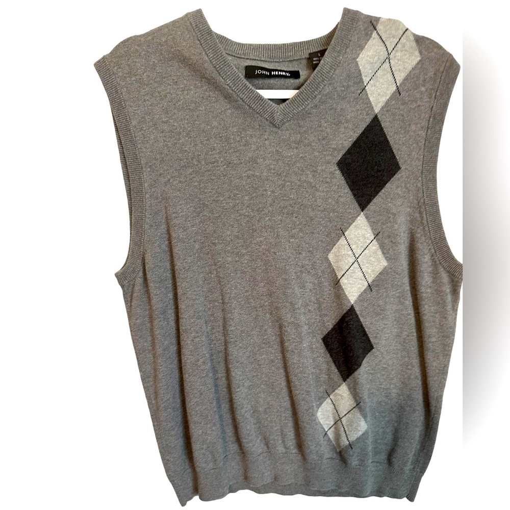 🔥 Men’s John Henry Sweater Vest
